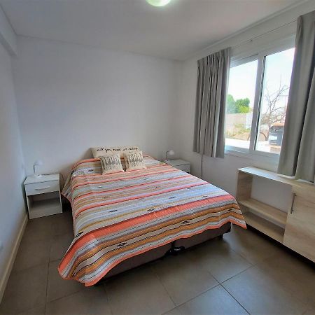 גודוי קרוס Brigh Apartment With Garage Strategic Location מראה חיצוני תמונה