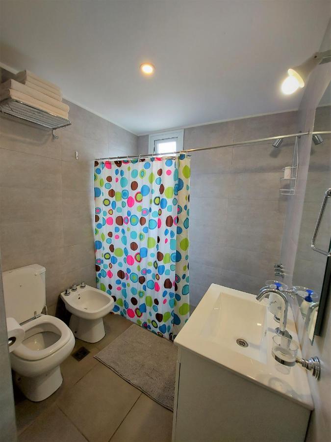 גודוי קרוס Brigh Apartment With Garage Strategic Location מראה חיצוני תמונה